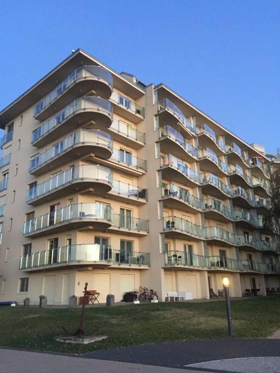벨렌체 Azur Apartman 아파트 외부 사진